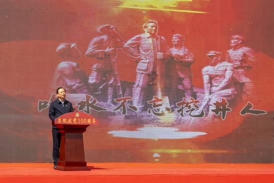 旧社会的暗窑老鸨有多可恨？一份报纸揭开背后真相，女人活得太惨